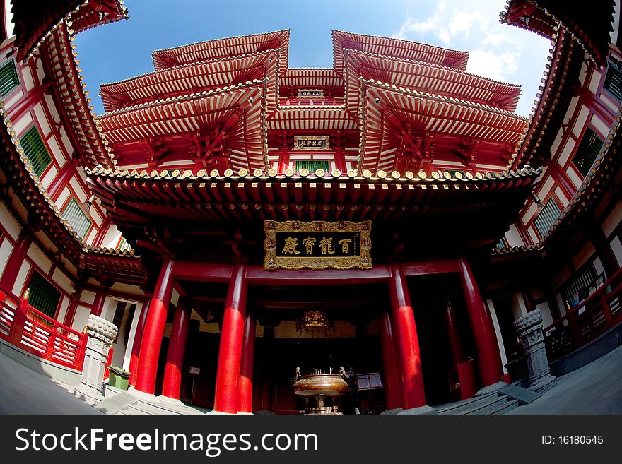 Budha Tooth Relic Temple in Singapore