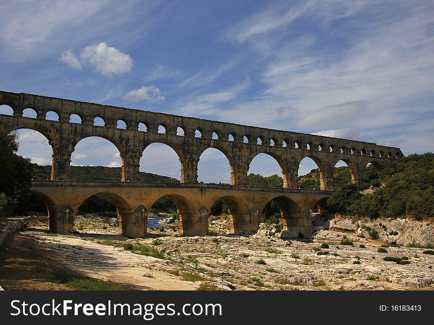 Picture of the ancient Pont du Gard