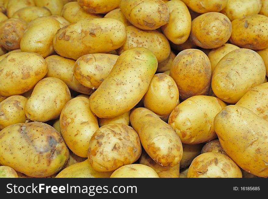 Yellow potato in the markets
