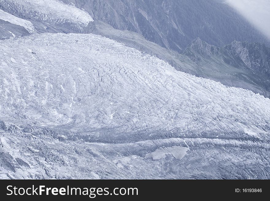 On the slopes of Mont-Blanc, you can see the Glacier des Bossons