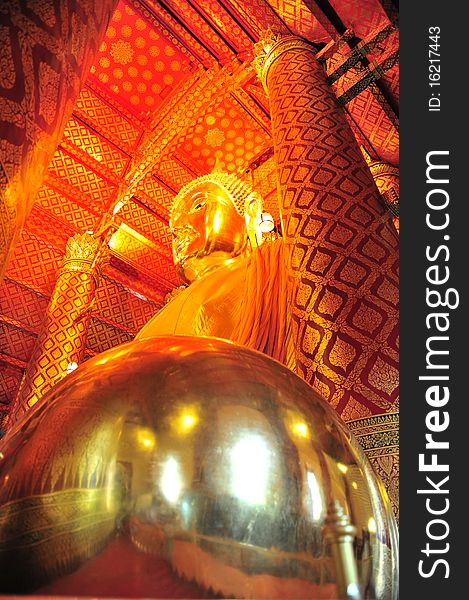 Golden Buddha in wat pha nan cheng temple, ayutthaya, thailand. Golden Buddha in wat pha nan cheng temple, ayutthaya, thailand