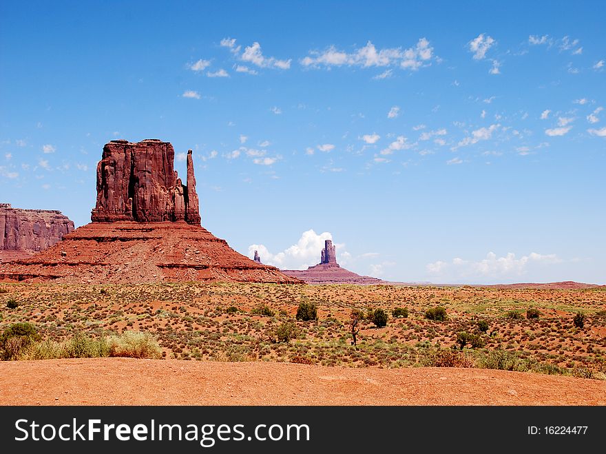 Sky and Great monument valley landscape