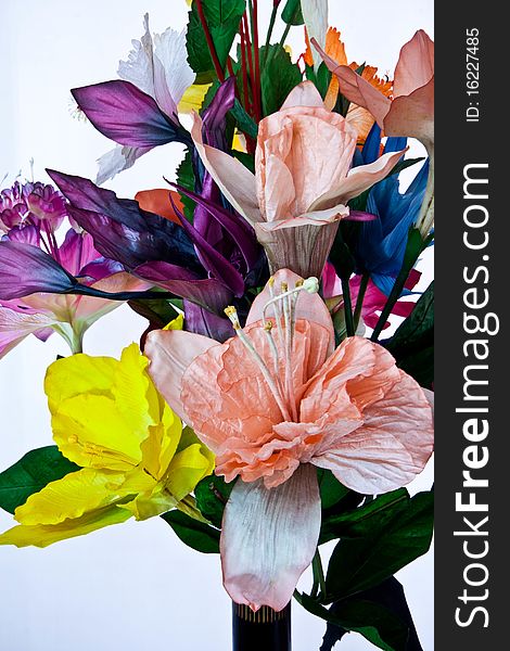 Artificial flowers made from cloth