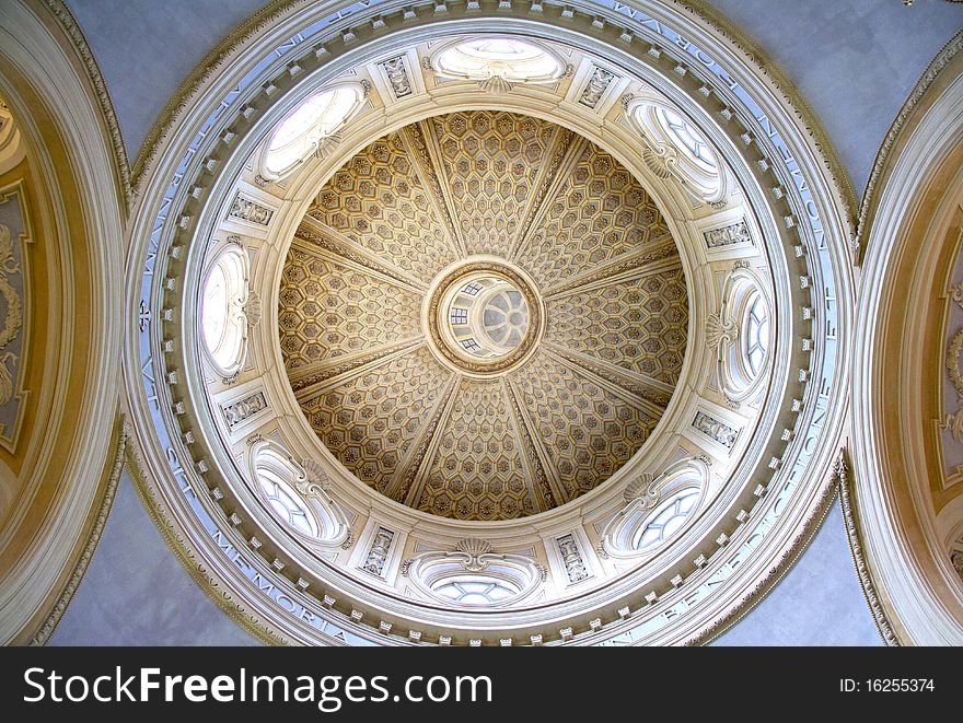 Vaulted chapel of the royal palace in Turin saddle