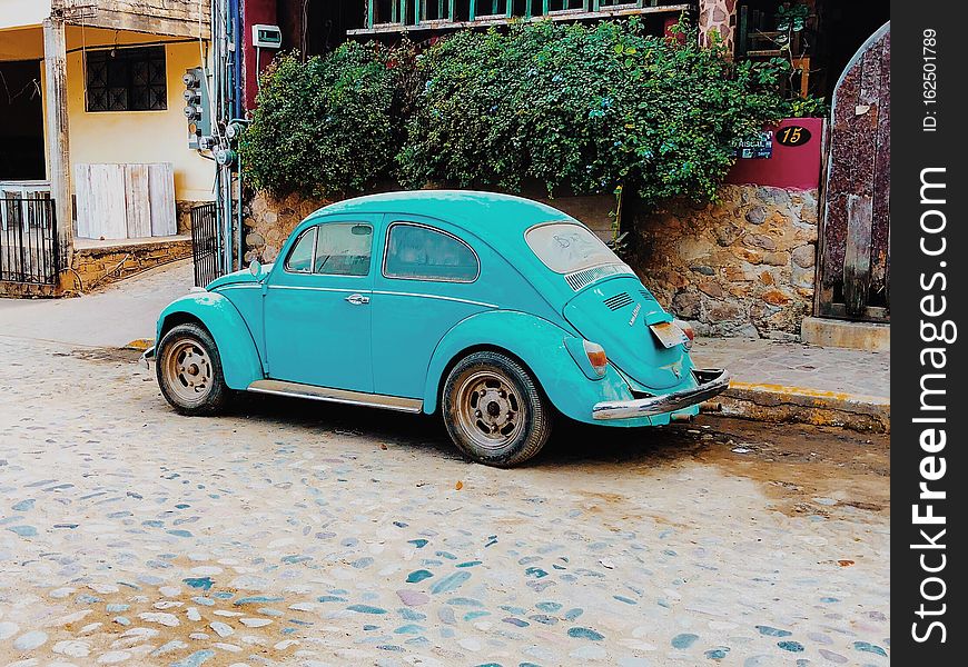 taking it back to the 80s with the vintage Volkswagen Beetle