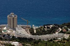 Luxury Hotel On Coastline Royalty Free Stock Images Luxury Hotel On Coastline Royalty Free Stock Images