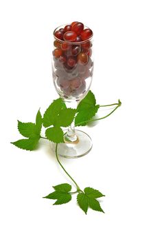 Red Grapes And Glass Royalty Free Stock Photos Red Grapes And Glass Royalty Free Stock Photos