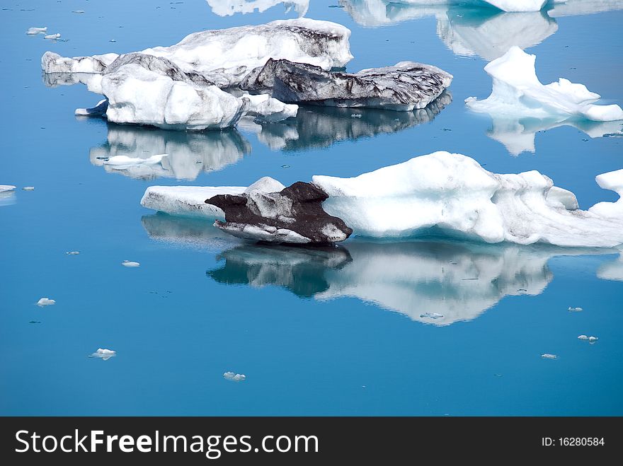 Jokulsarlon reflections