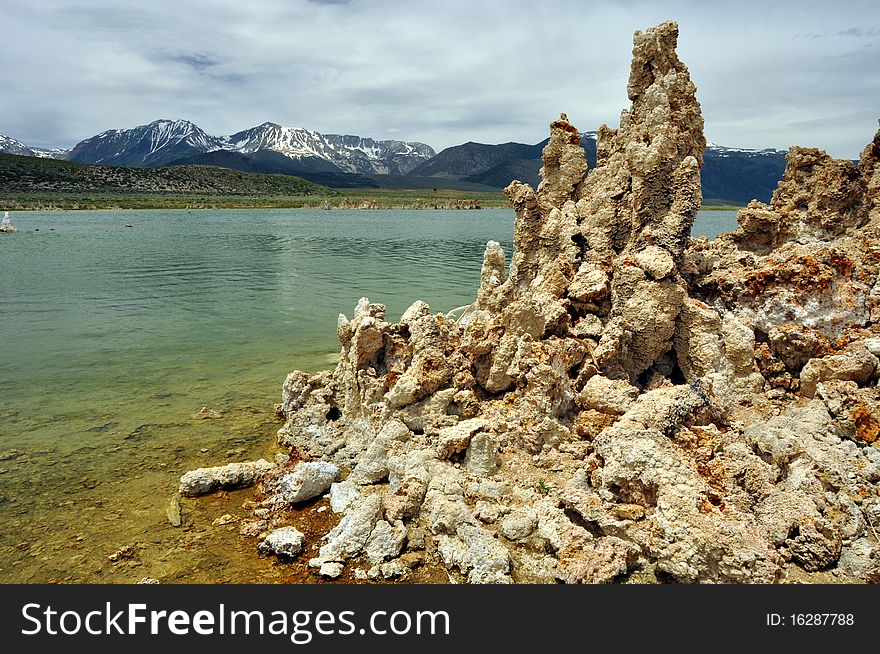 Tufa Formations In Mono Lake, California