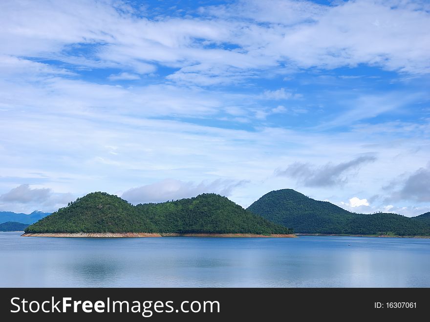 Scenic point of the dam with brighten sky