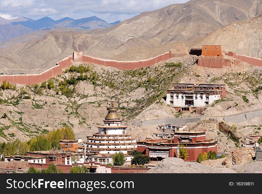 Scenery of a famous lamasery at the foot of mountains in Tibet. Scenery of a famous lamasery at the foot of mountains in Tibet.