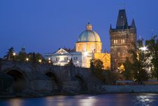Charles Bridge At Night Royalty Free Stock Photos Charles Bridge At Night Royalty Free Stock Photos