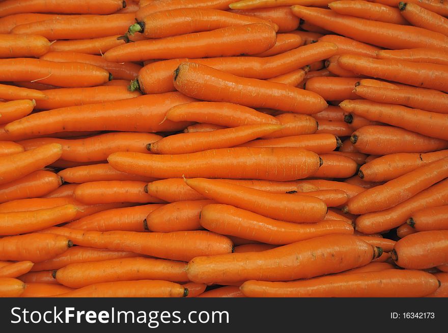 Natural texture with fresh carrots waiting for sale