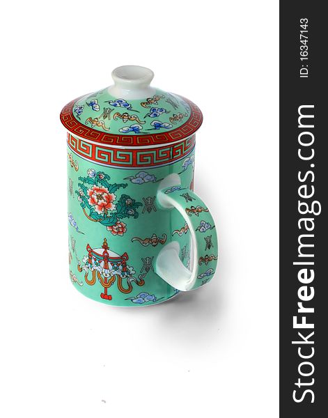 Cup with a lid for brewing tea or herbal infusions