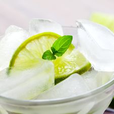 Ice Cubes And Lime Stock Photography