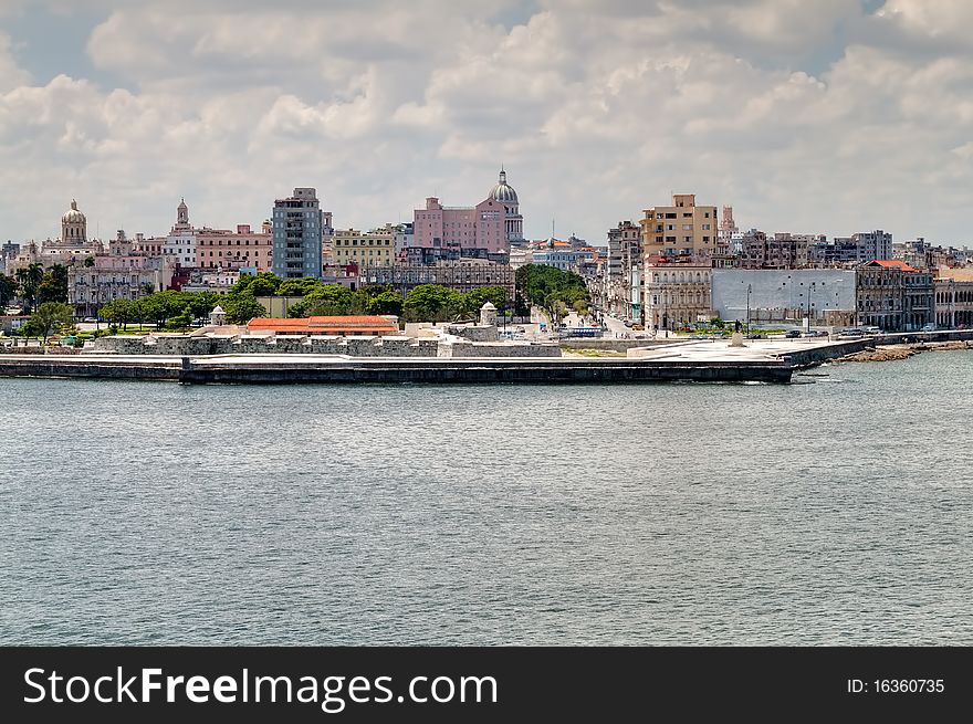 Entrance to the bay of Havana and view of parts of the city including iconic buildings