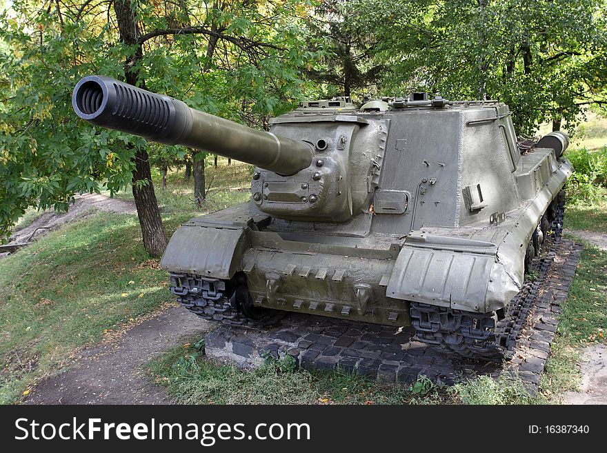 Russian tank stay in park