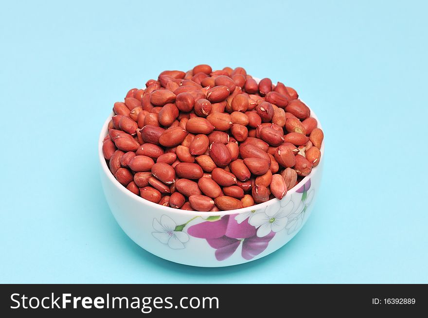 Red peanut in the bowl.