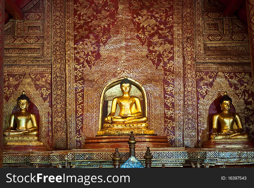 Sihing Buddha in Wat Pa Sing