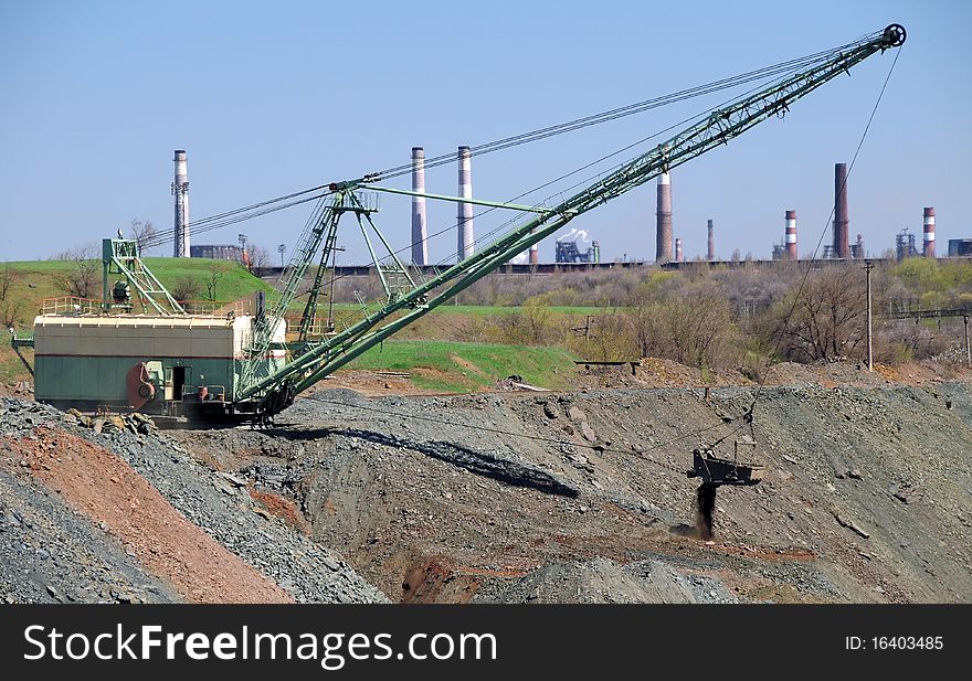 Walking dredge against the industry