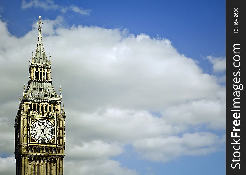 Big Ben in the summer with copy space.