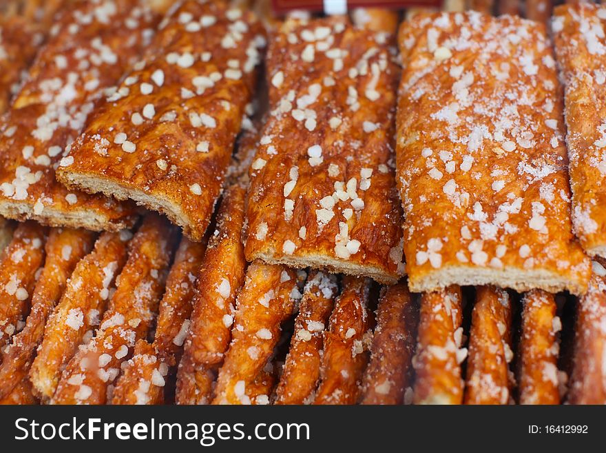 Crisp bread with coarse salt