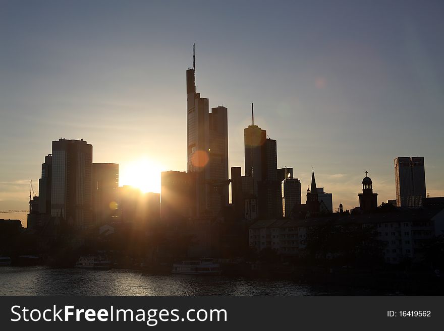 The outlines of Frankfurt am Main in the sun rays. The outlines of Frankfurt am Main in the sun rays.