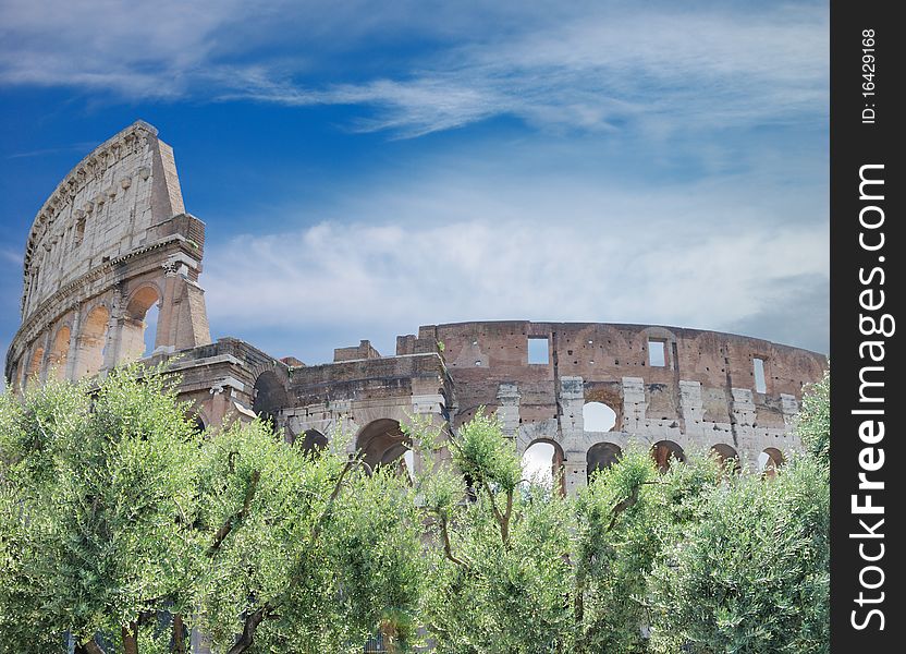 Famous Colosseum in Rome (Flavian Amphitheatre), Italia. Famous Colosseum in Rome (Flavian Amphitheatre), Italia.