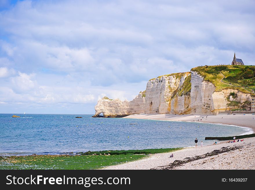 Alabaster Coast. (CÃ´te d'AlbÃ¢tre.) Panorama. Etretat. France