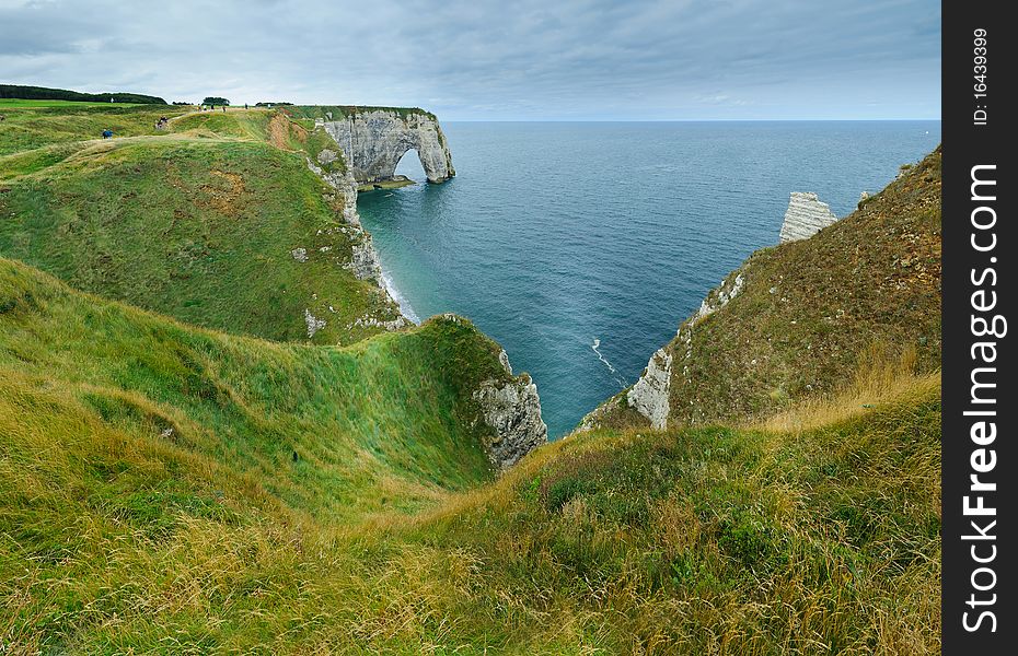 Alabaster Coast. (Côte d'Albâtre.) Panorama. Etretat. France