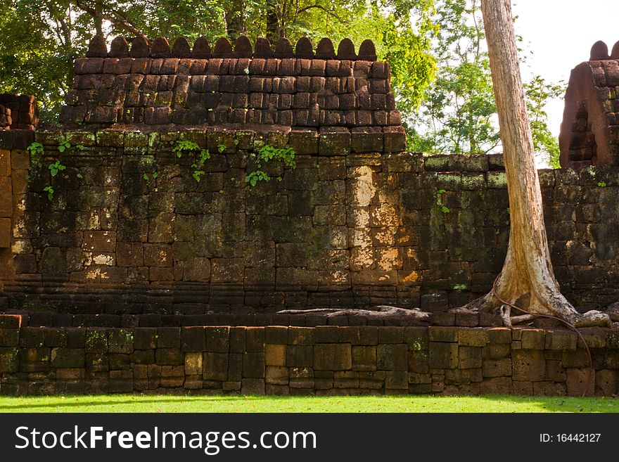 Is a historical park in the Sai Yok district, Kanchanaburi province, Thailand. The remains of two Khmer temples date to the 13th and 14th century. It was declared a historical park in 1987.

Built in the Bayon style, the temple relates to the Khmer kingdom in the reign of King Jayavarman VII (1180 to 1219). A stone inscription of Prince Vira Kumara praising his father, 23 cities are named. One of. Is a historical park in the Sai Yok district, Kanchanaburi province, Thailand. The remains of two Khmer temples date to the 13th and 14th century. It was declared a historical park in 1987.

Built in the Bayon style, the temple relates to the Khmer kingdom in the reign of King Jayavarman VII (1180 to 1219). A stone inscription of Prince Vira Kumara praising his father, 23 cities are named. One of