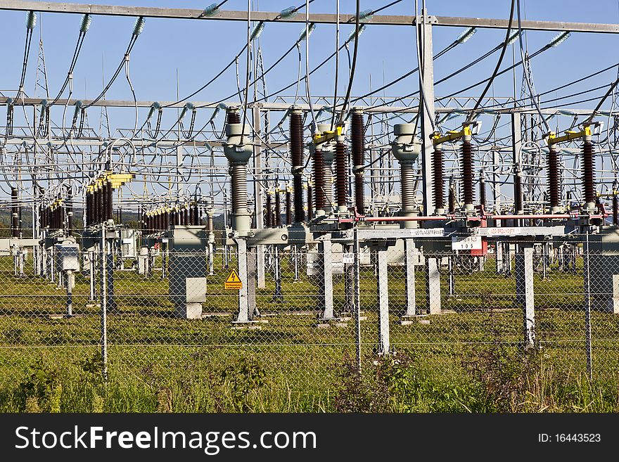 Electrical power plant in farmland area