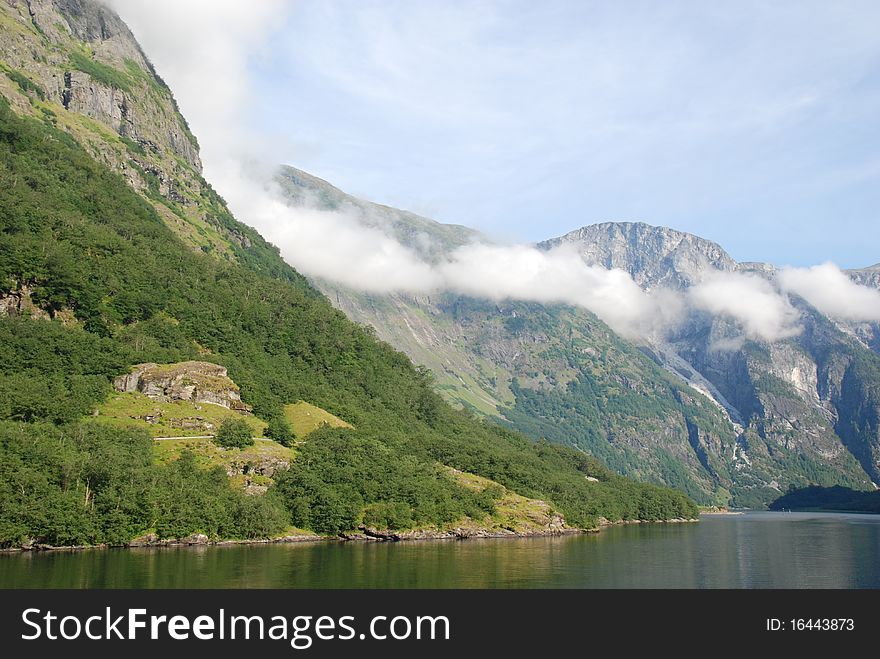 Naeroyfjord in Sognefjord