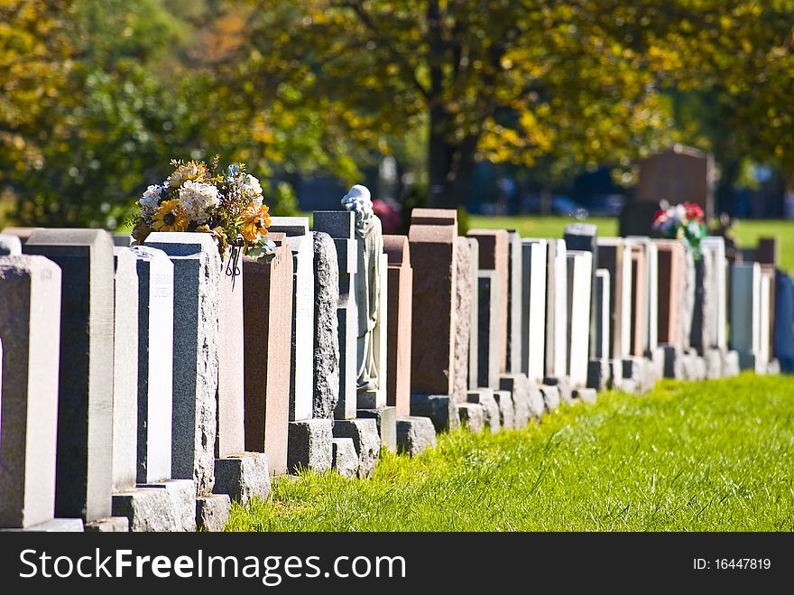 Montreal cemetery senics during the autumn