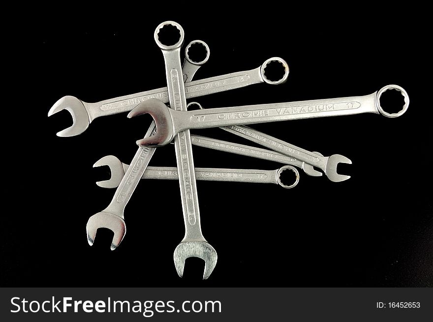Spanner With Screw