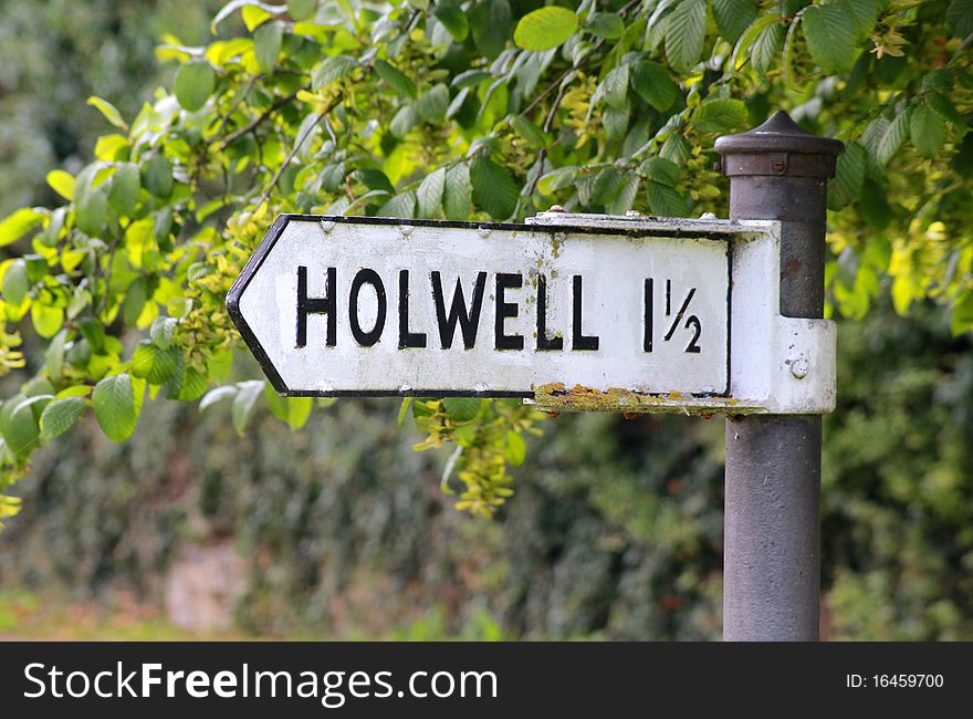 Sign Post To Holwell