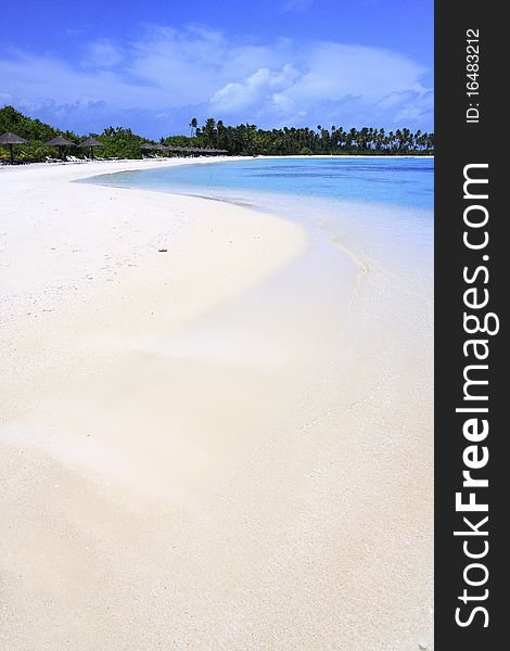 Beautiful beach in olhuveli, maldives. Beautiful beach in olhuveli, maldives