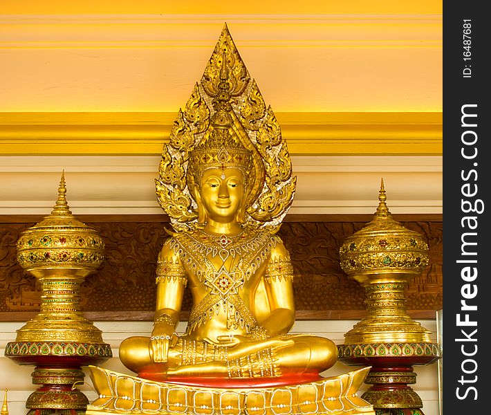 Golden buddha