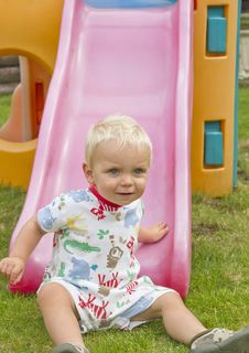 Toddler On Slide Royalty Free Stock Photos Toddler On Slide Royalty Free Stock Photos