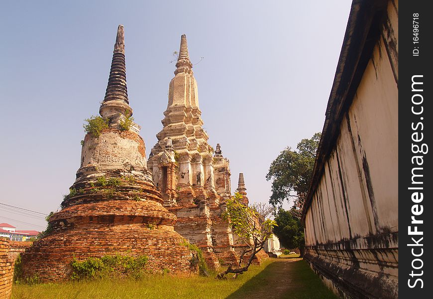 Wat Puttaisawan2