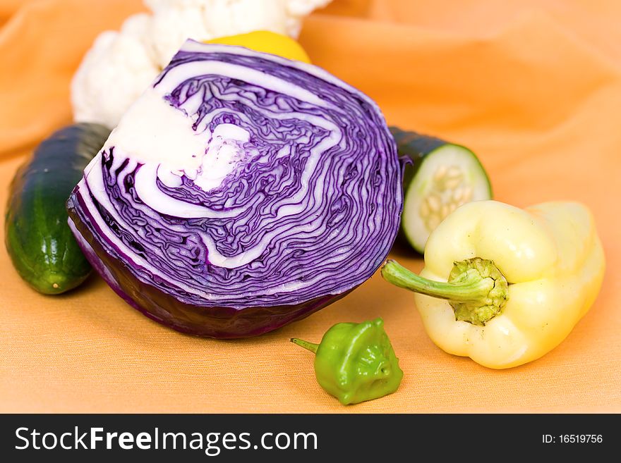Mixed Vegetable,Red Cabbage,Cucumber,yellow bell P