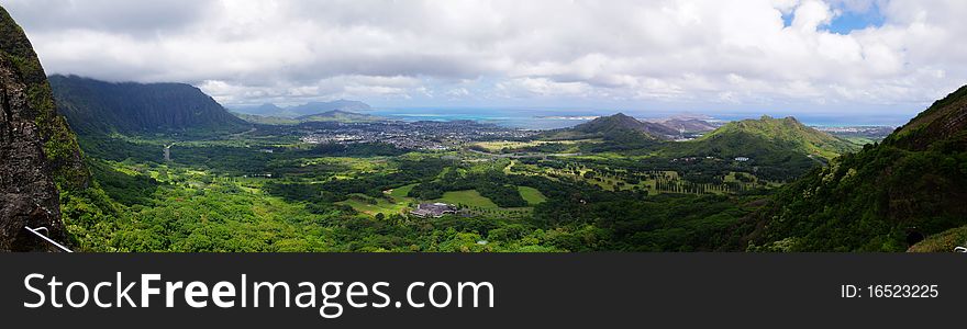 A panoramic view of Pali Lookout on Oahu hawaii