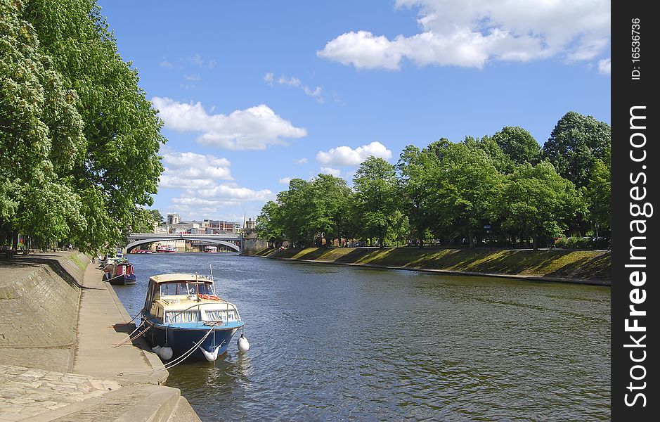 Postcard view of York showing river Ouse boats