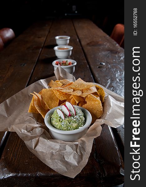 Tortilla chips with fresh guacamole