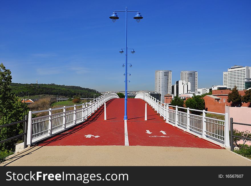 Running track, a bridge to a new city