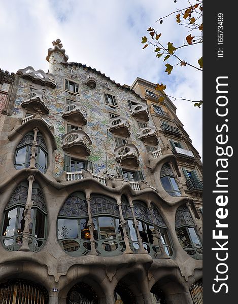 Casa Battlo in Barcelona, picture taken during the daytime.