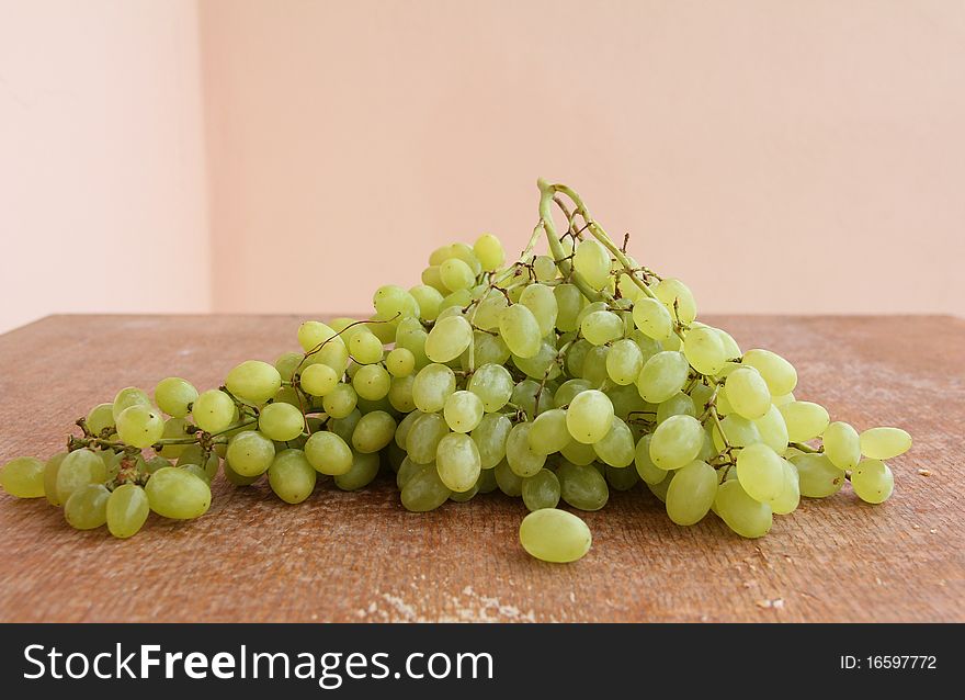 Grapes.Grapevine on a wooden structure