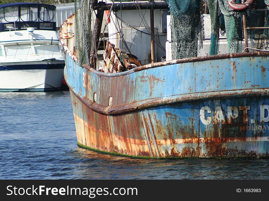 Photo shot of an rusty old boat

~Tarpon Springs Sponge Docks~. Photo shot of an rusty old boat

~Tarpon Springs Sponge Docks~