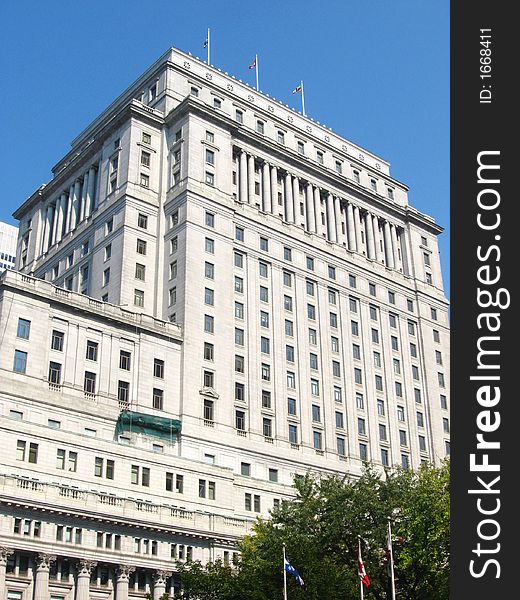 A white building in Montreal