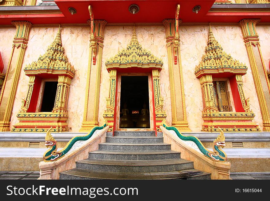 Golden wimdow in thai temple